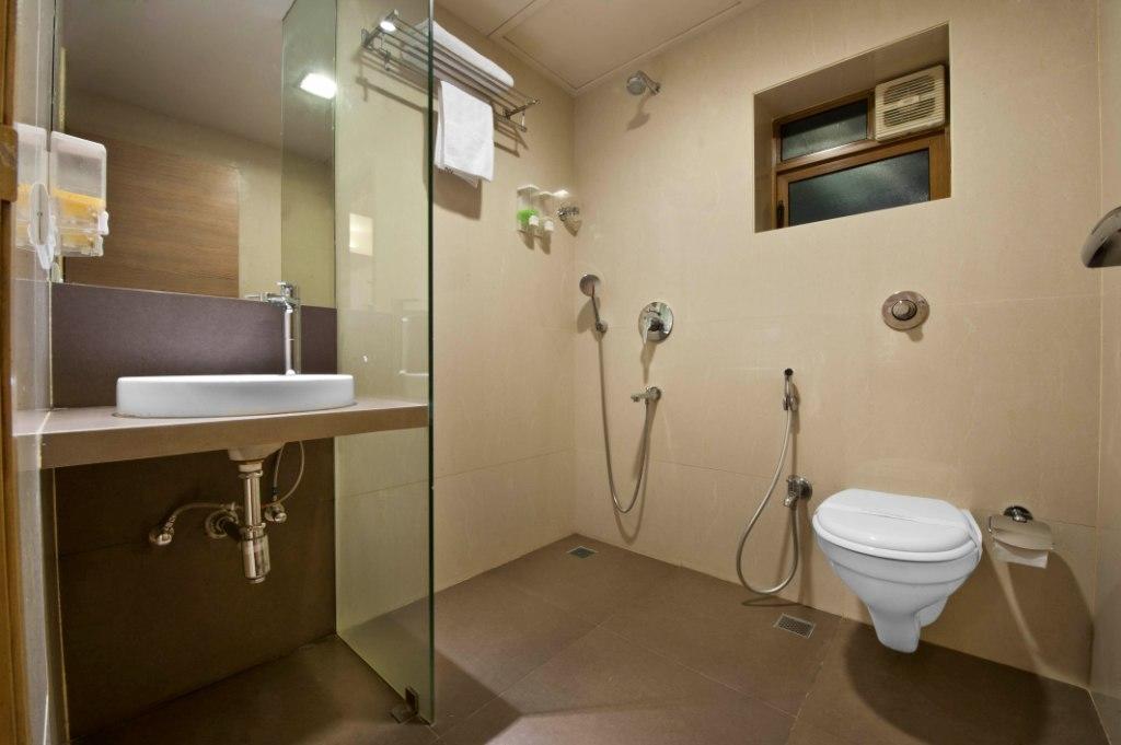 Rajhans Hotel Mumbai Room photo