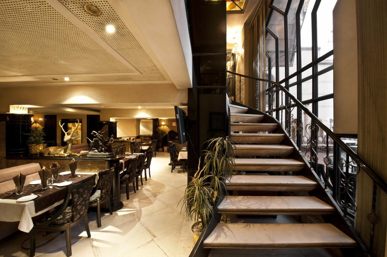 Rajhans Hotel Mumbai Exterior photo